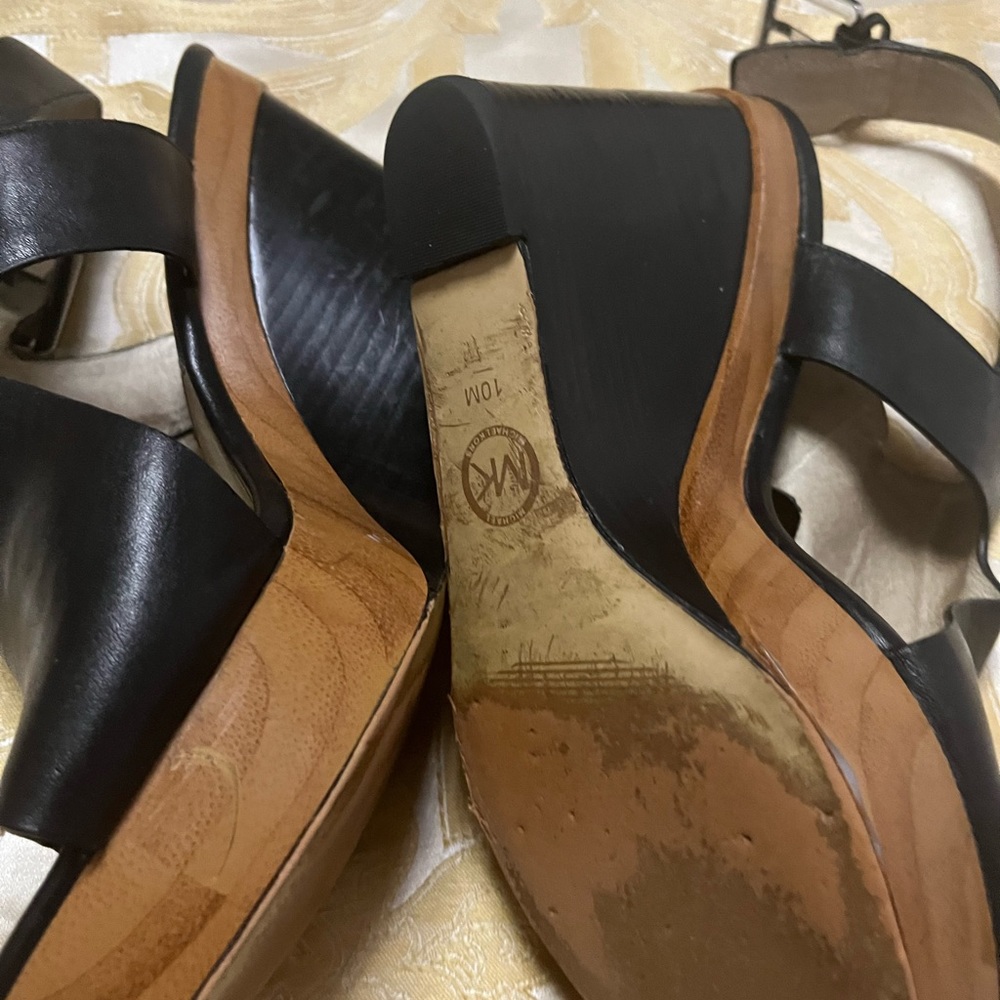 Michael Kors wedge sandals great condition